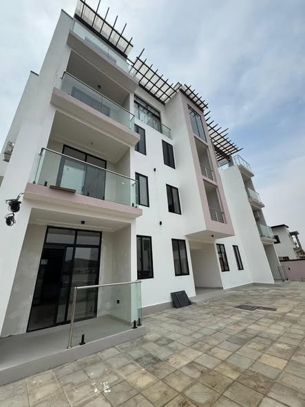 SEMI FURNISHED 2-BEDROOM SMART FLAT TO LET@ TSEADDO